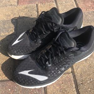 Brooks PureFlow Size 12 Great Condition